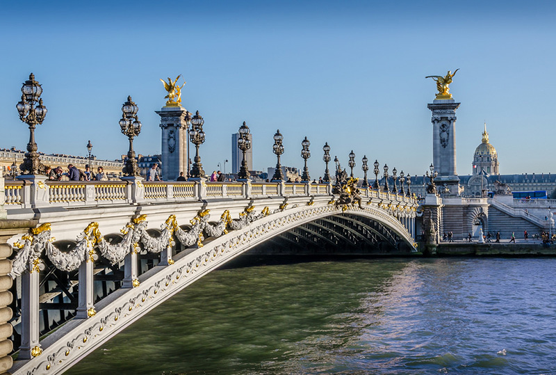 Cầu Alexandre III - cây cầu đẹp nhất Paris 