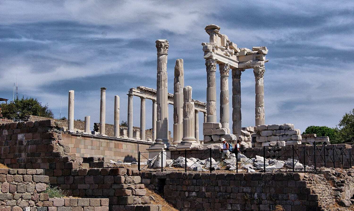 Thành cổ Pergamon được thành lập vào thế kỷ thứ 3 trước Công nguyên là thủ đô của Triều đại Attalos.