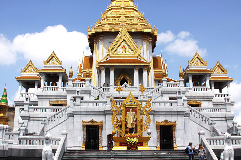 Chùa Vàng Wat Traimit